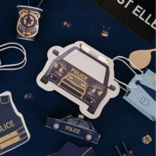 Poliisiauto Lautaset
