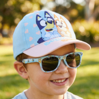 Bluey® Lippis & Aurinkolasit Setti Vaaleansininen