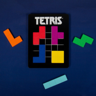 Tetris® Brain Teaser Peli