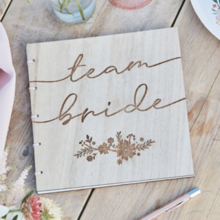 Team Bride -vieraskirja