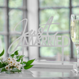 Just Married Puinen Pöytäkyltti Valkoinen