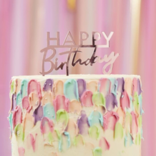 Happy Birthday Kakkukoriste Akryyliä Ruusukulta