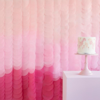 Liukuvärinen taustaverho DIY pinkki