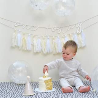 One Today Syntymäpäiväsetti