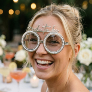 Bride To Be Aurinkolasit