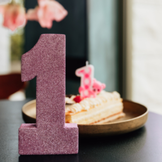 Numero 1 Pöytäkoriste Vaaleanpunainen