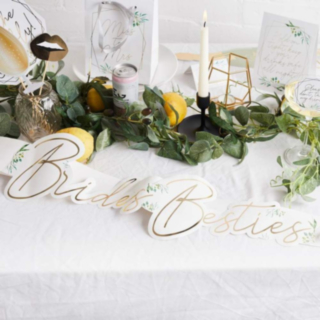 Brides Besties Olkanauhat