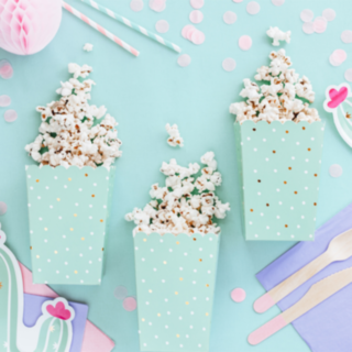 Pilkulliset popcorn-kulhot