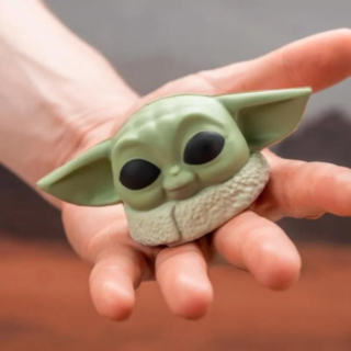 Baby Yoda stressipallo