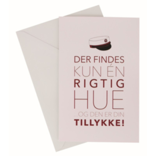 Ylioppilaskortti ja kirjekuori punainen