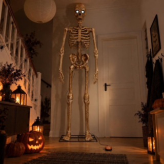 Jättikokoinen Luuranko Äänitehosteella 240 cm