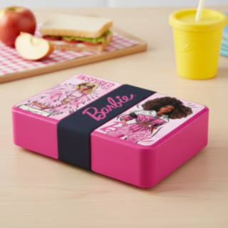 Barbie® Fashion Eväsrasia Pinkki