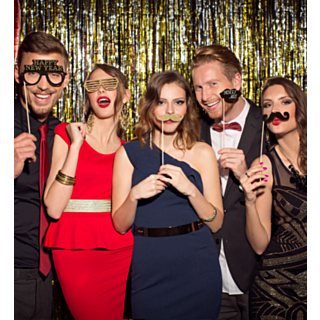 Uudenvuoden Photo Booth -tarvikkeet