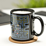 Retro Arcade Väriä Vaihtava Muki