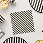 Monochrome Servetit