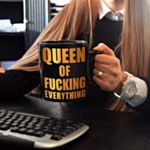 Queen of Fucking Everything kuppi
