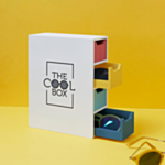 The Cool Box -silmälasien säilytysorganisaattori värillisillä laatikoilla