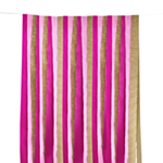 Crepe Streamer Backdrop Pink/Guld