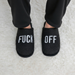 Fuck Off -tossut musta