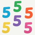 5-vuotissyntymäpäivän Pöytäkoriste Monivärinen