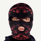 Musta verinen balaklava