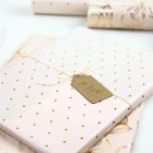 Pilkullinen ja Kultalehtikuvioinen Lahjapaperi Roosa