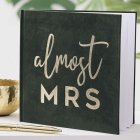 Almost Mrs Vieraskirja Virheä/Kulta