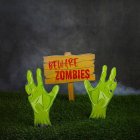 Beware Zombies Kyltti