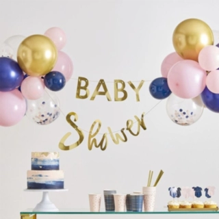 Babyshower Kirjainnauha Ilmapalloilla