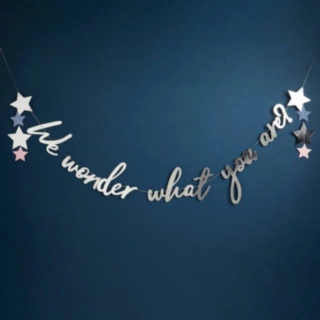 We Wonder What You Are -Kirjainnauha