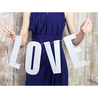 Hopea LOVE -kirjainnauha