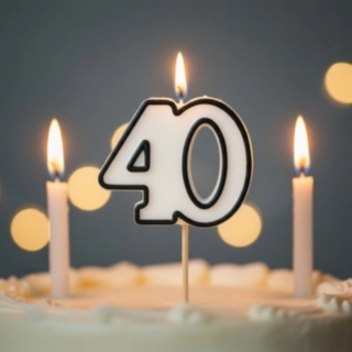 40-Vuoden Kynttilä Musta/Valkoinen