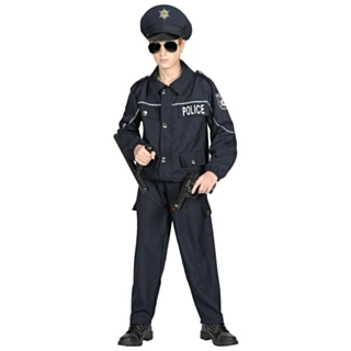 Poliisi lasten asu
