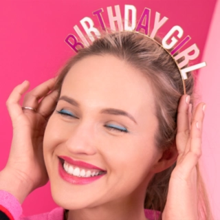 Birthday Girl Hiuspanta